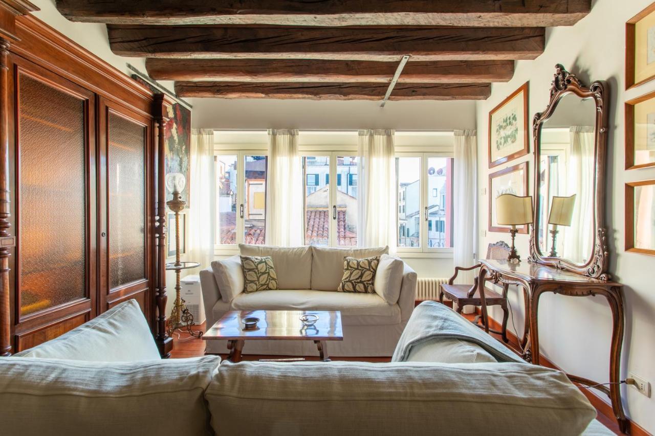 Ca' Al Giglio - Appartamento Vista Canale Venedig Exterior foto