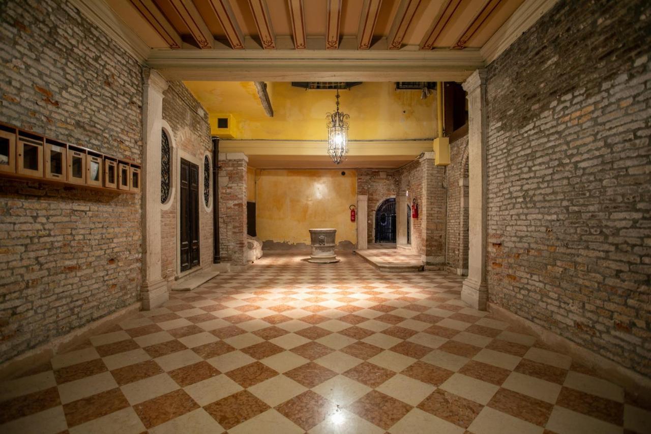 Ca' Al Giglio - Appartamento Vista Canale Venedig Exterior foto
